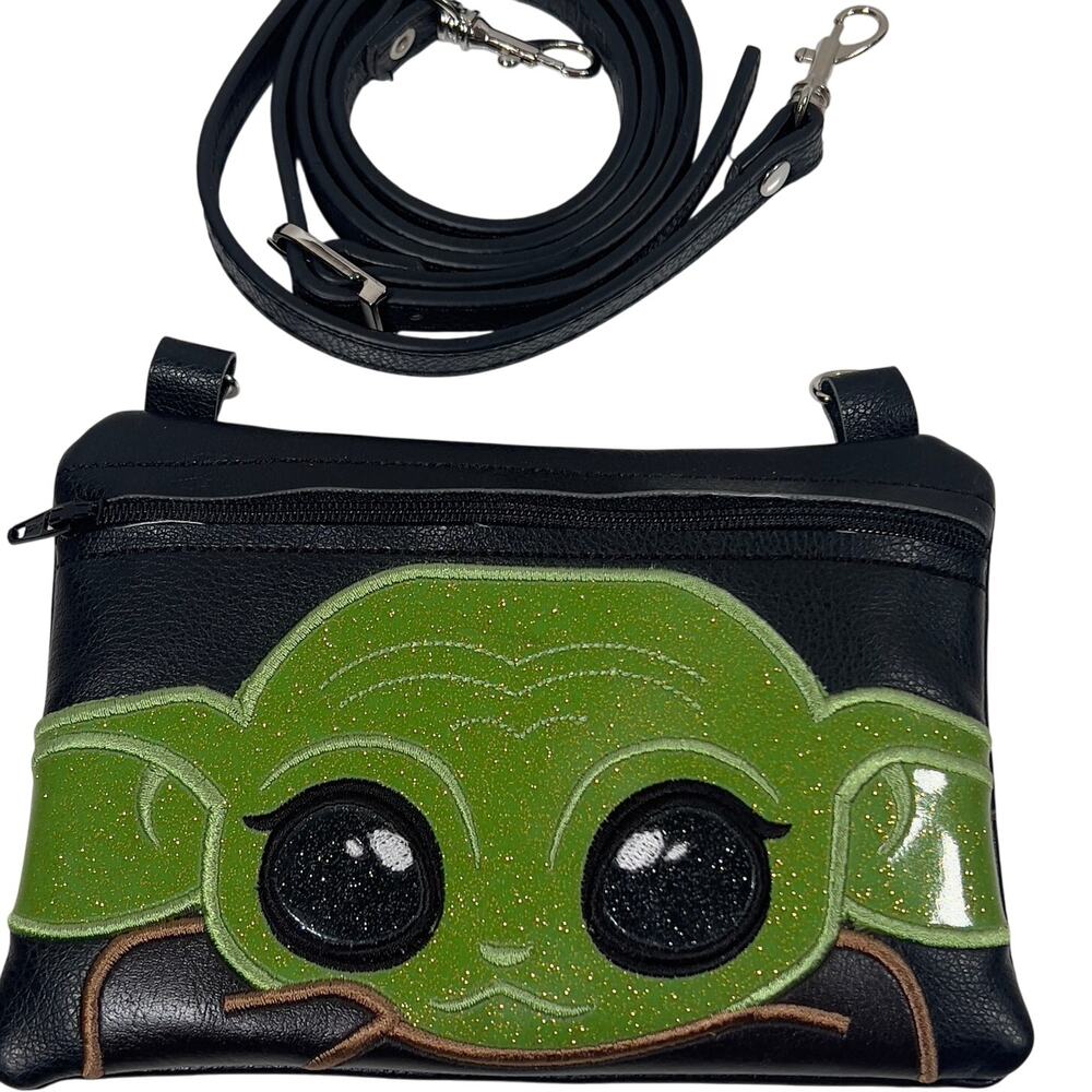 Baby Yoda Grogu Small Zipper Pouch Star Wars Mandalorian Cosmetic Travel Storage